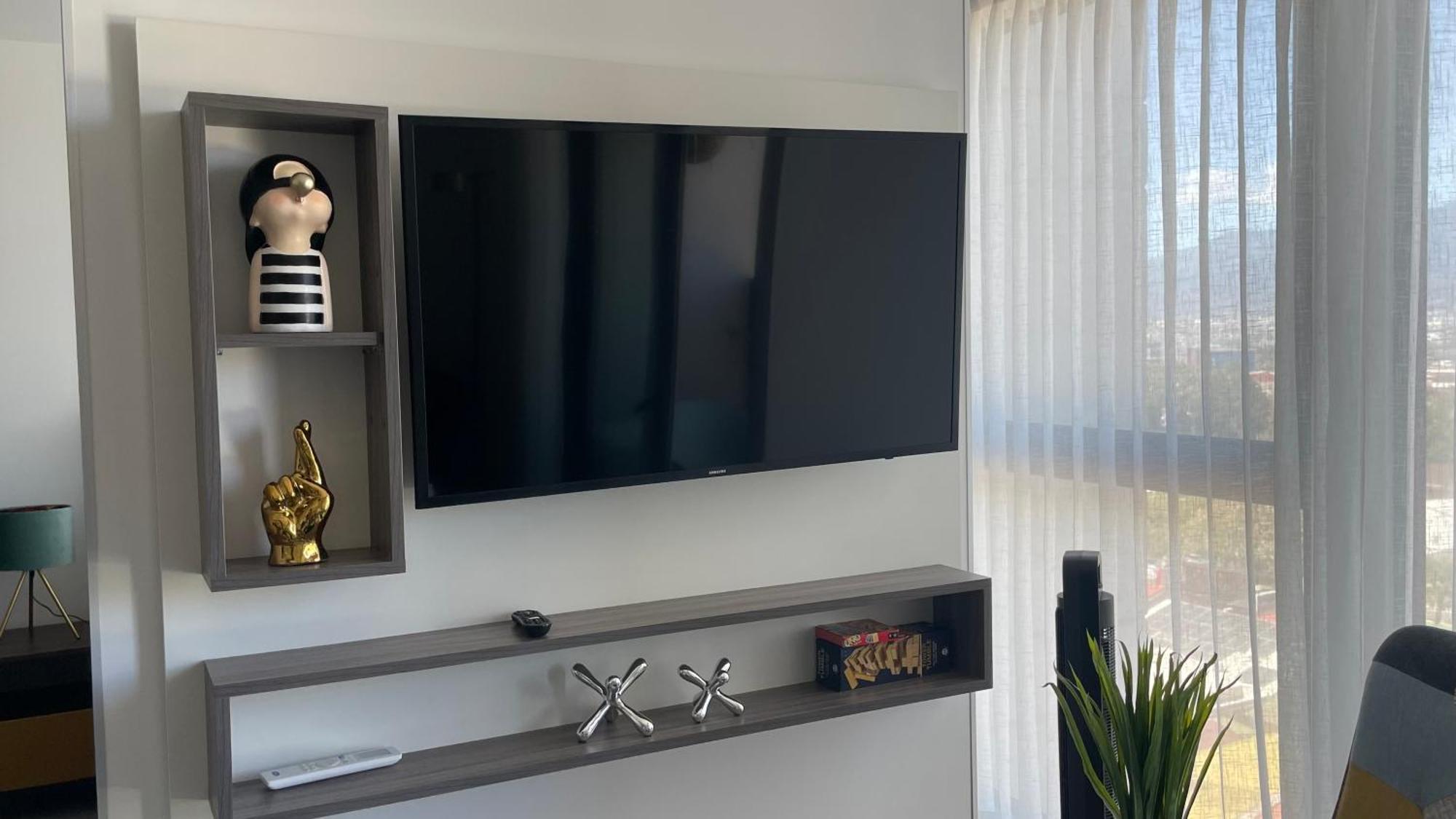 Skygarden Nunciatura Luxury Apartment #705 Сан Хосе Екстериор снимка