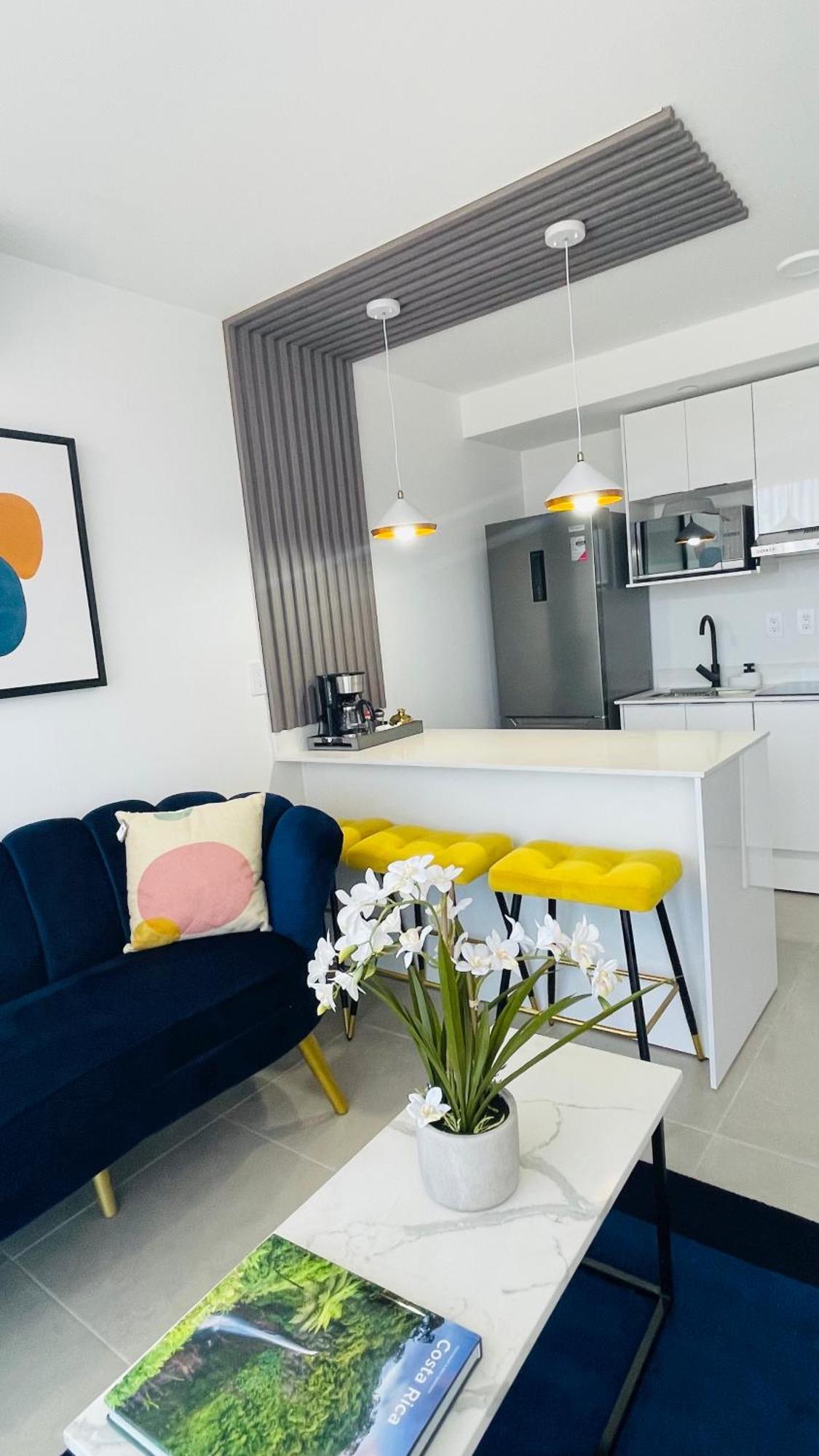 Skygarden Nunciatura Luxury Apartment #705 Сан Хосе Екстериор снимка