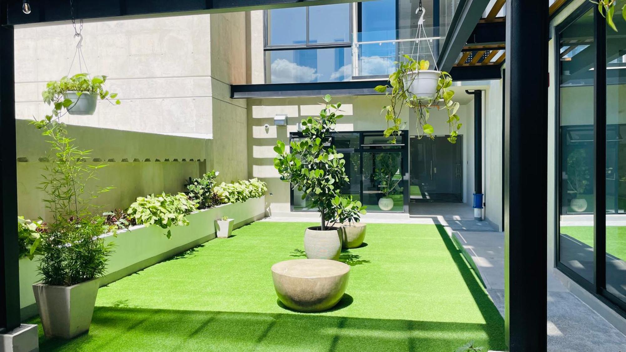 Skygarden Nunciatura Luxury Apartment #705 Сан Хосе Екстериор снимка