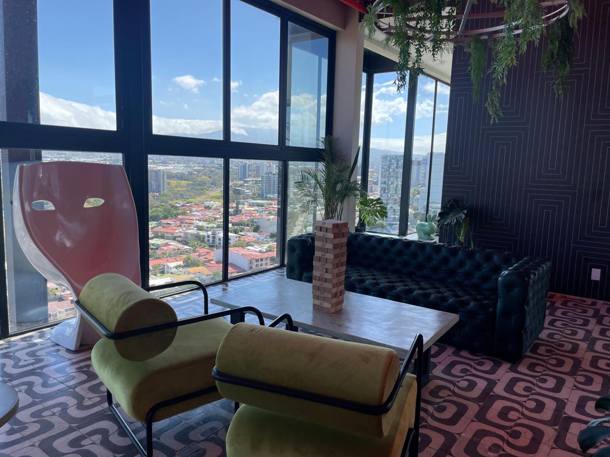 Skygarden Nunciatura Luxury Apartment #705 Сан Хосе Екстериор снимка