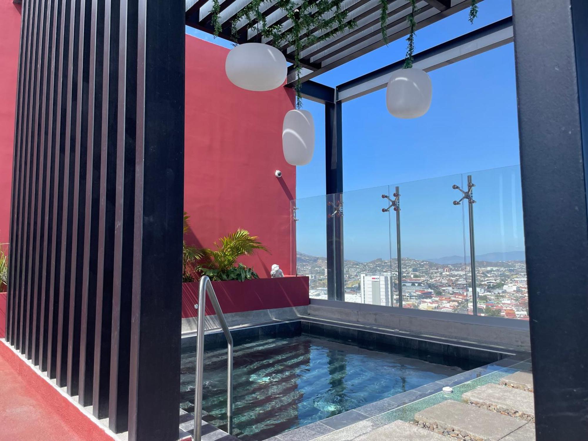 Skygarden Nunciatura Luxury Apartment #705 Сан Хосе Екстериор снимка